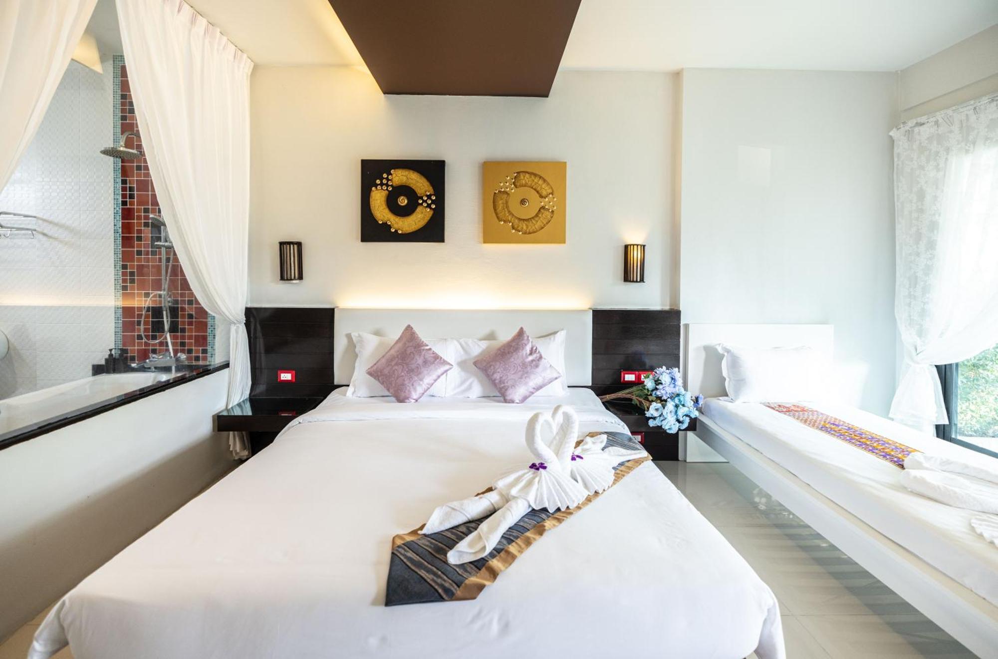 Blue Carina Hotel Phuket Eksteriør billede