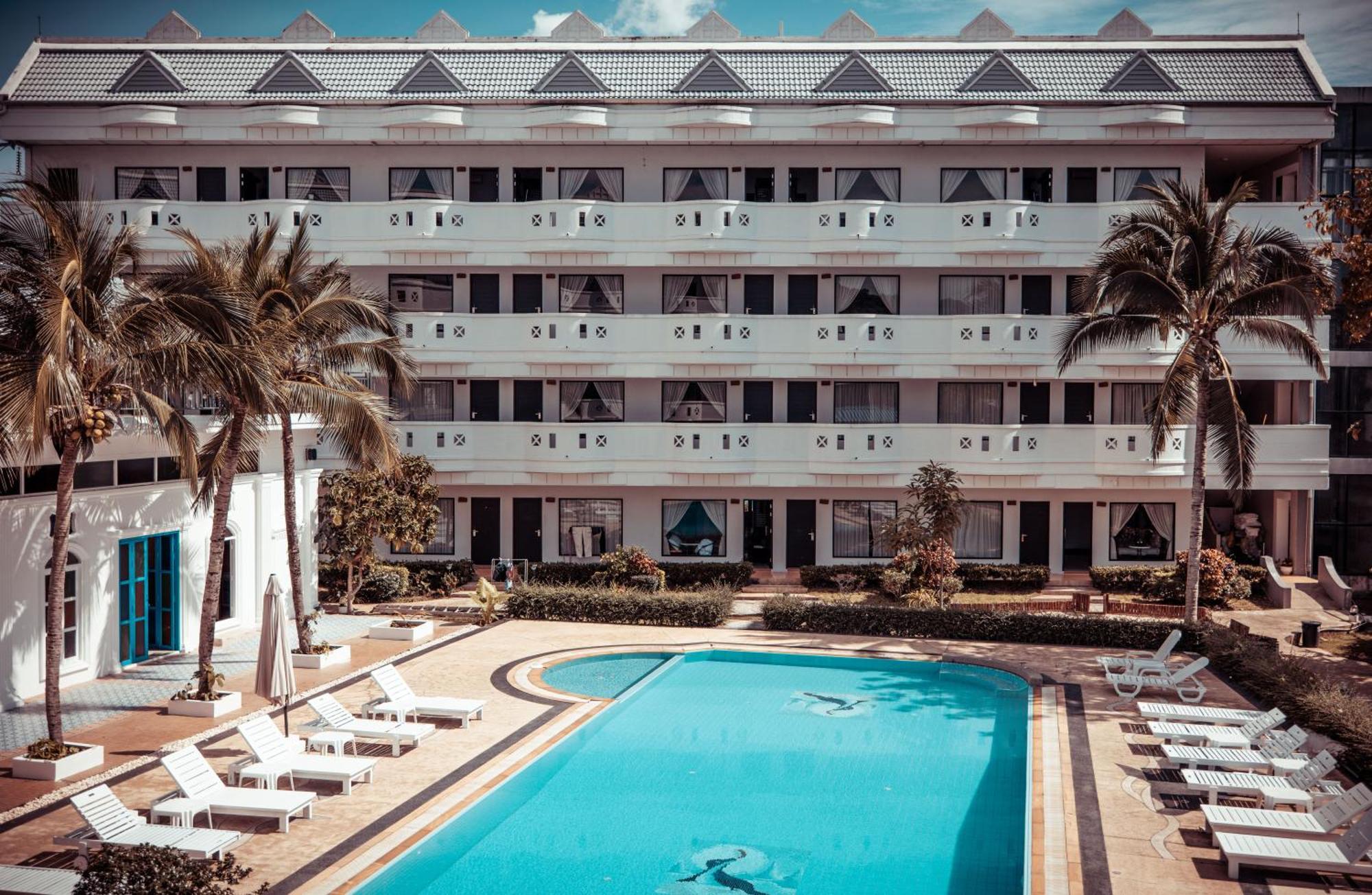Blue Carina Hotel Phuket Eksteriør billede