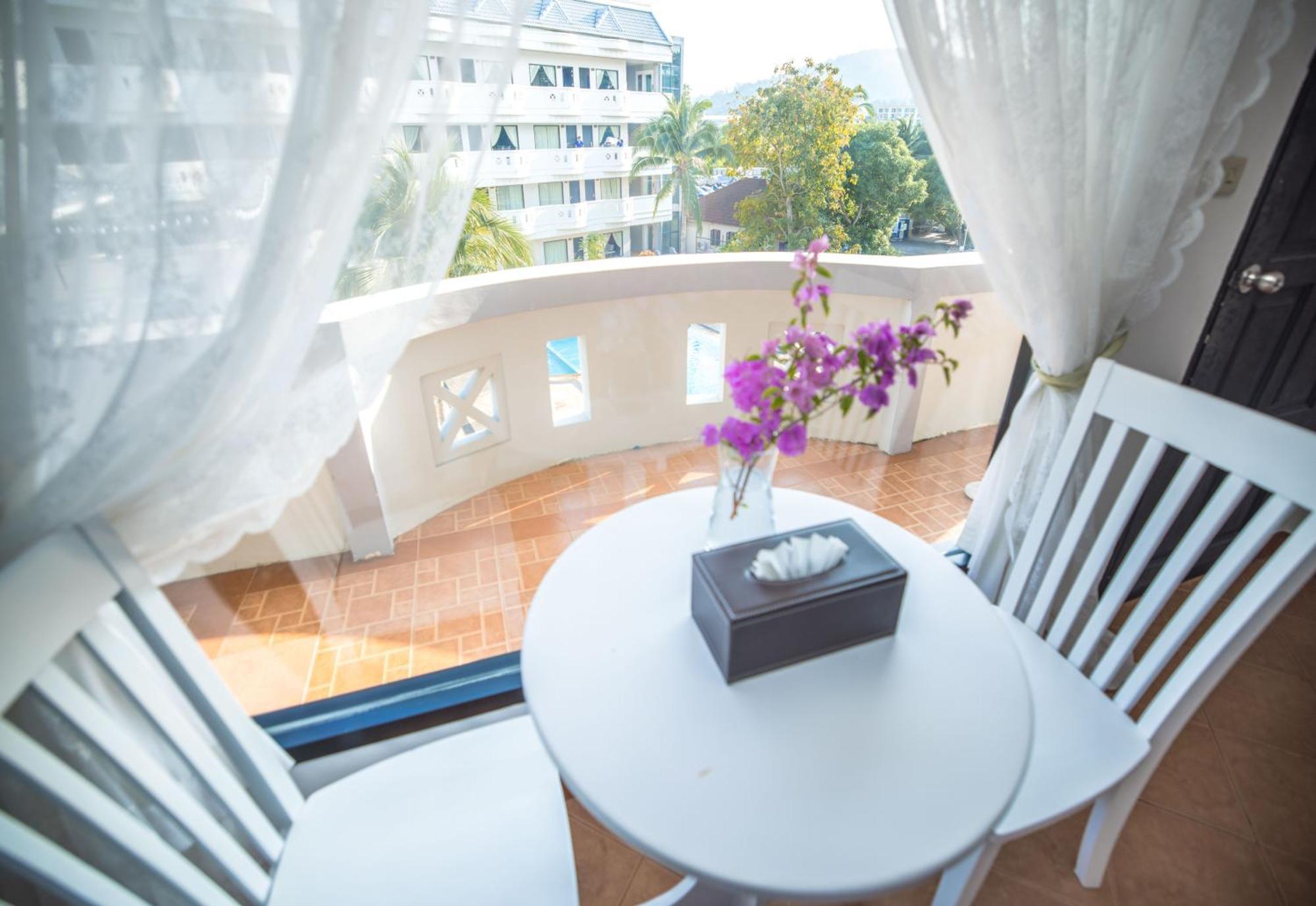 Blue Carina Hotel Phuket Eksteriør billede