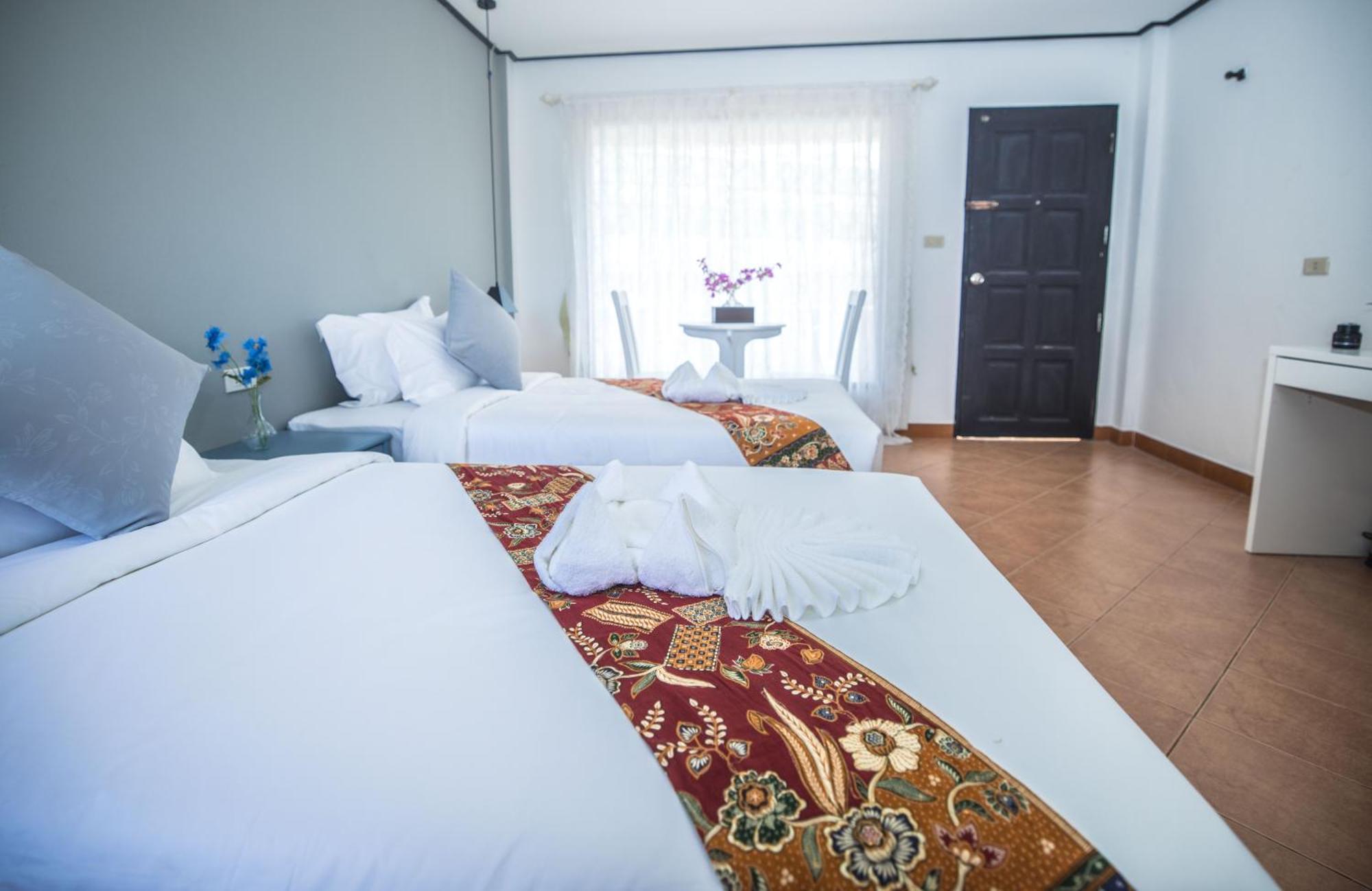 Blue Carina Hotel Phuket Eksteriør billede